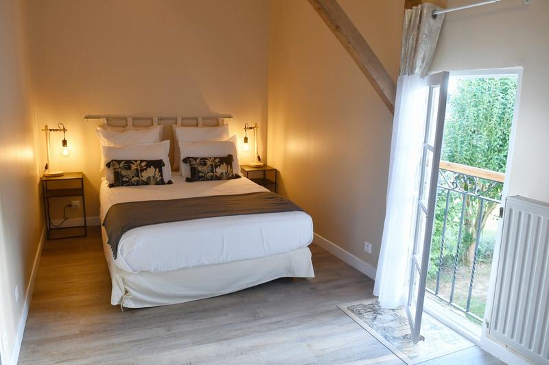 Maison ancienne - 432 m² - 15 pièces