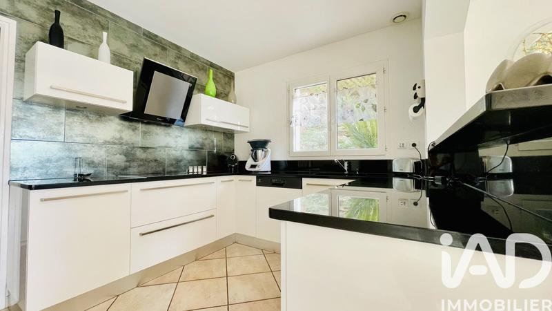 Maison - 142 m² - 6 pièces