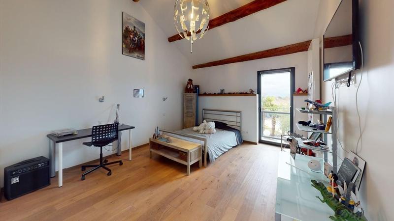 Corps de ferme - 223 m² - 6 pièces