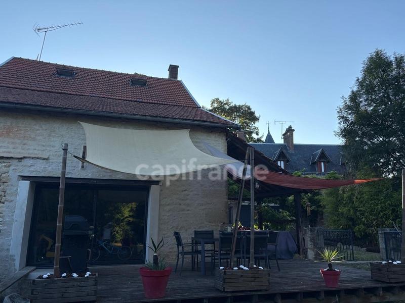 Maison - 144 m² - 5 pièces