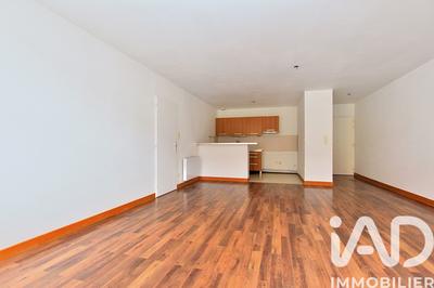 Appartement - 81 m² - 3 pièces