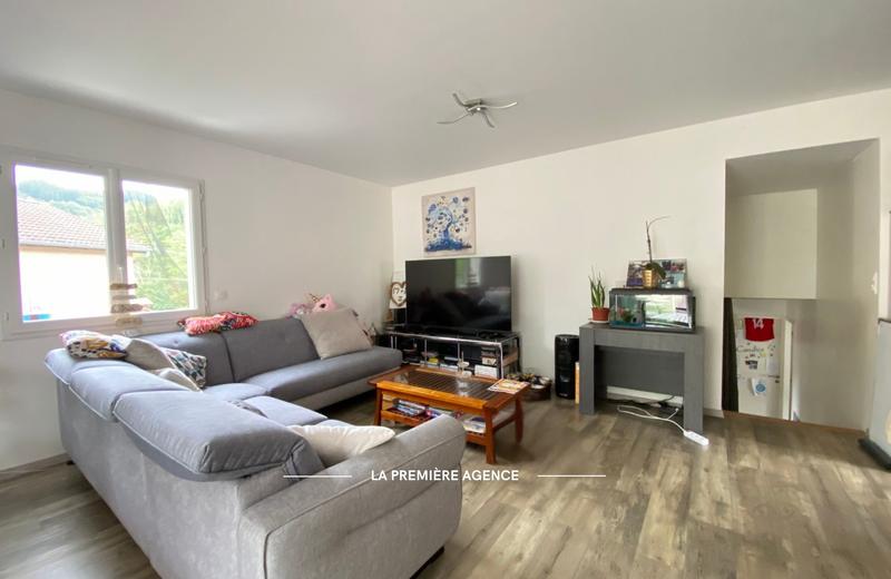 Maison - 101 m² - 5 pièces