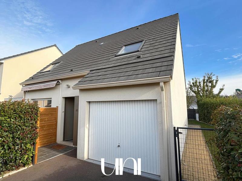 Maison - 98 m² - 4 pièces