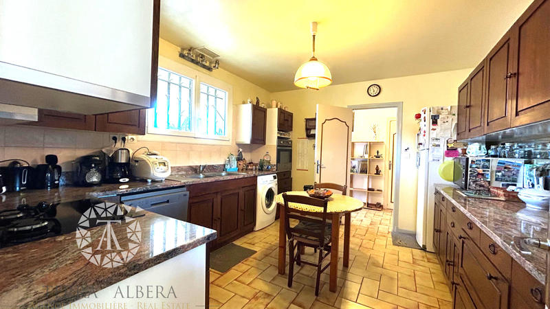 Viager - Maison - 143 m² - 6 pièces