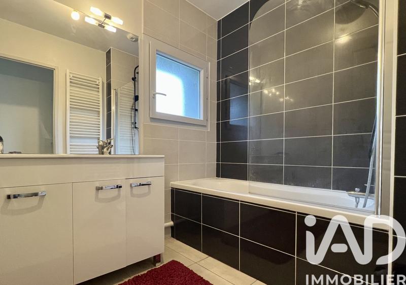 Maison - 103 m² - 5 pièces