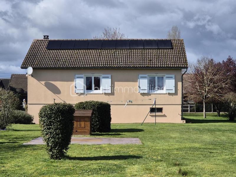 Maison - 90 m² - 5 pièces