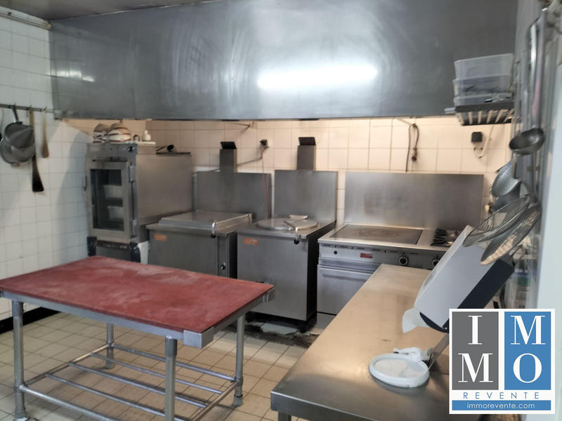 Local commercial - 126 m²