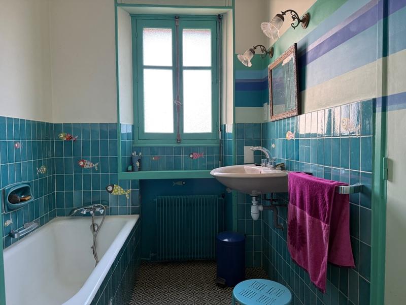 Maison - 262 m² - 12 pièces