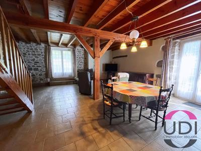 Maison - 120 m² - 3 pièces