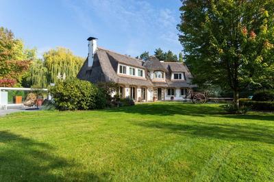 Maison - 309 m² - 9 pièces