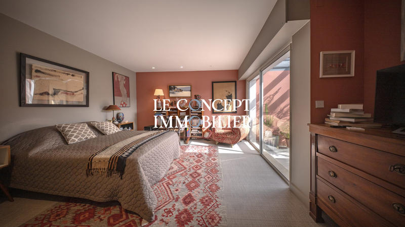 Maison contemporaine - 230 m² - 7 pièces