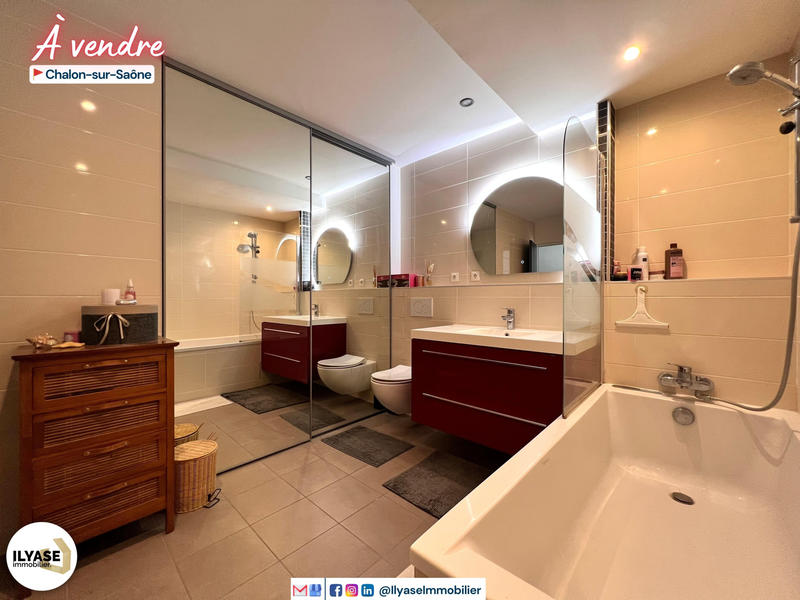 Appartement - 135 m² - 4 pièces