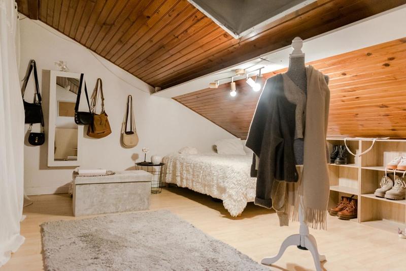 Maison - 244 m² - 10 pièces