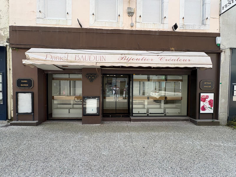 Local commercial - 65 m²