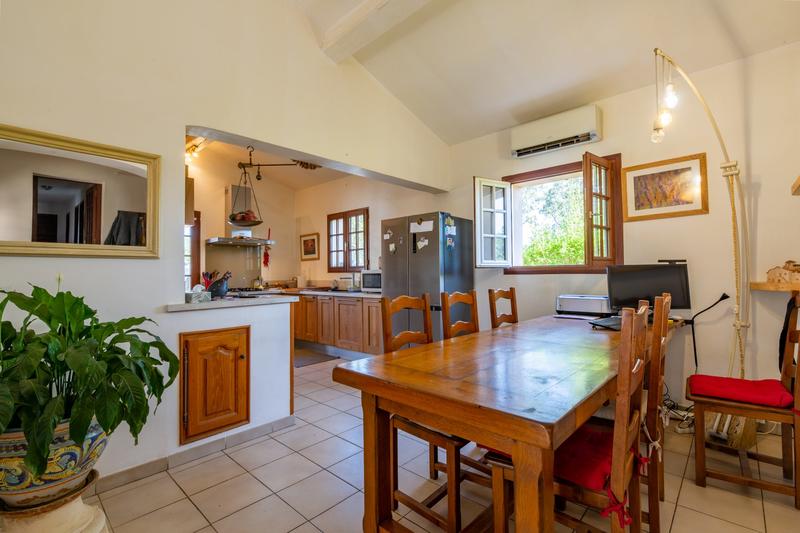 Villa - 165 m² - 8 pièces