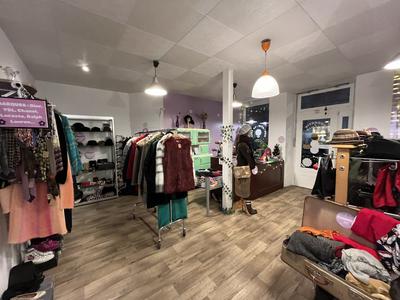 Local commercial - 102 m²