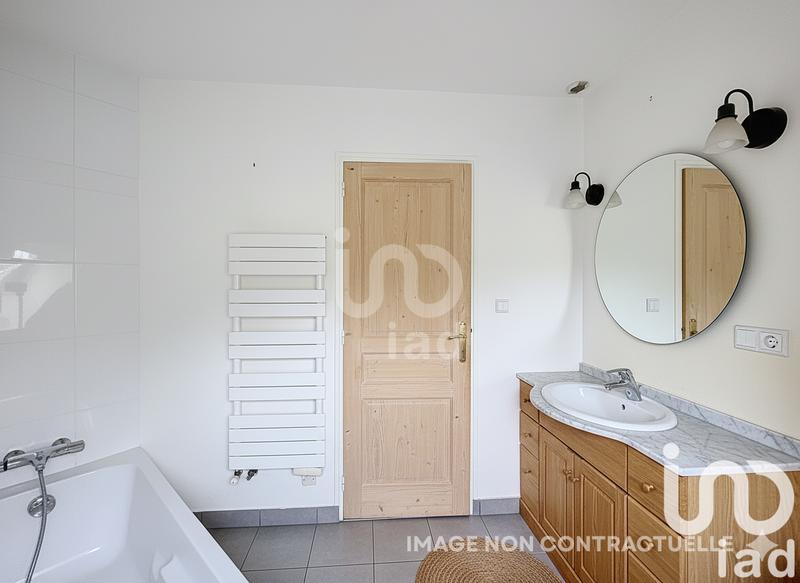 Maison - 183 m² - 7 pièces