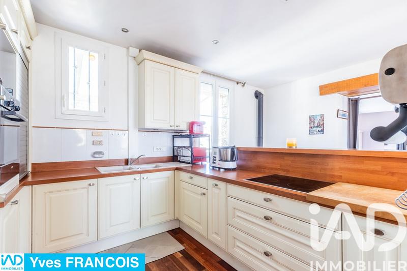 Maison - 98 m² - 5 pièces