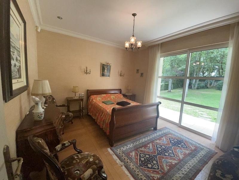 Maison en pierre - 247 m² - 8 pièces