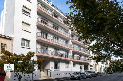 Appartement - 89 m² - 6 pièces