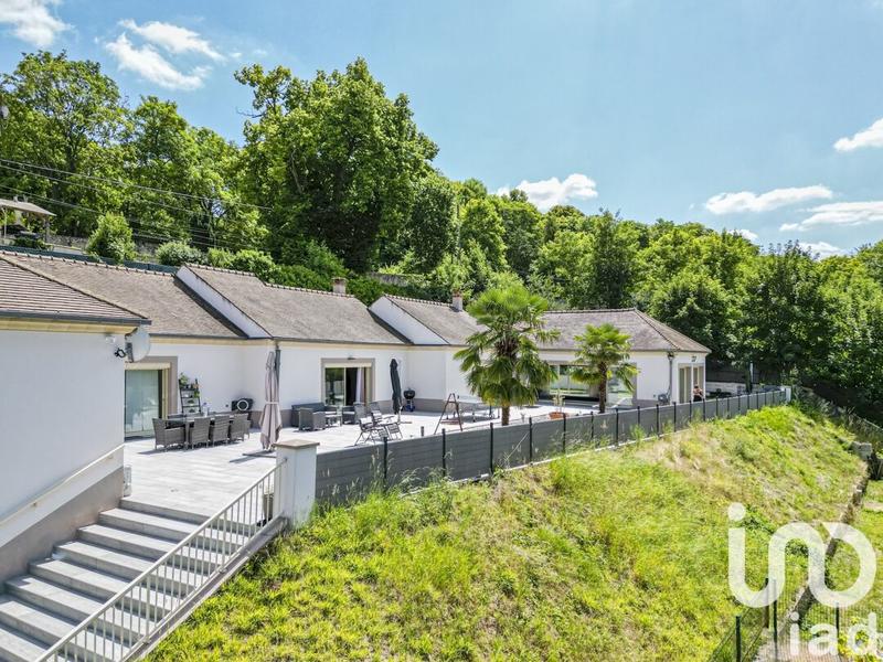 Maison - 294 m² - 7 pièces