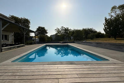 Maison - 307 m² - 10 pièces