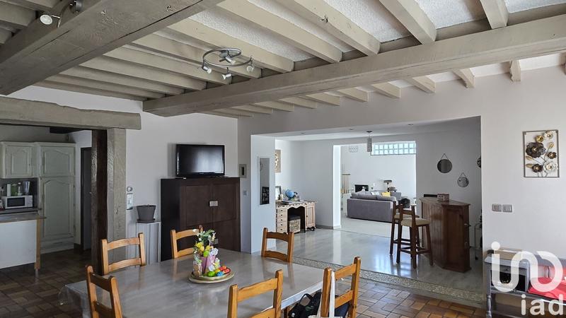 Maison - 370 m² - 10 pièces