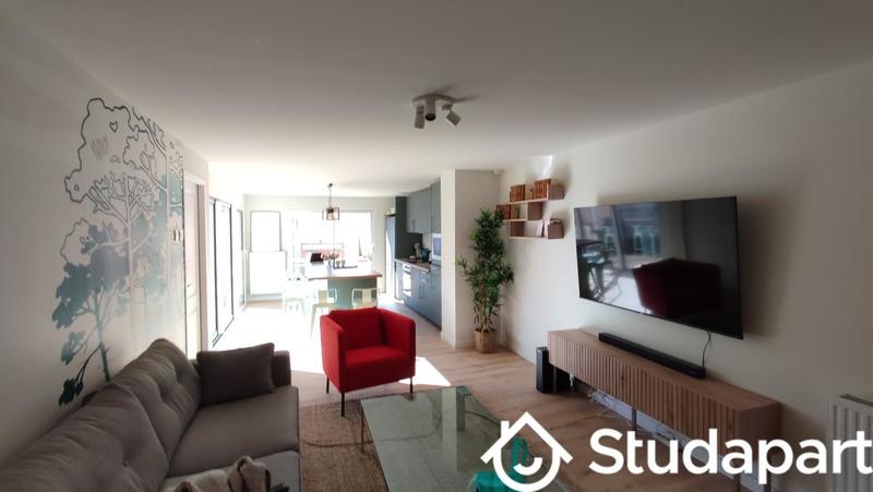 Chambre - 13 m² - 1 pièce