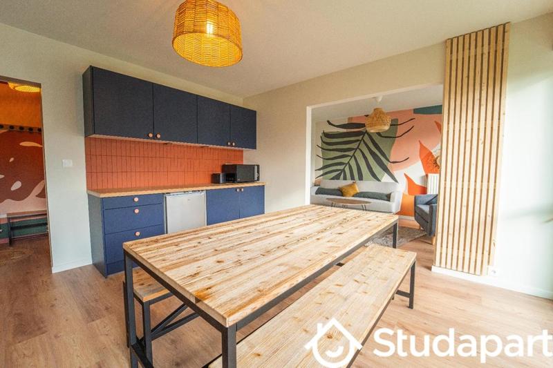 Chambre - 11 m² - 1 pièce