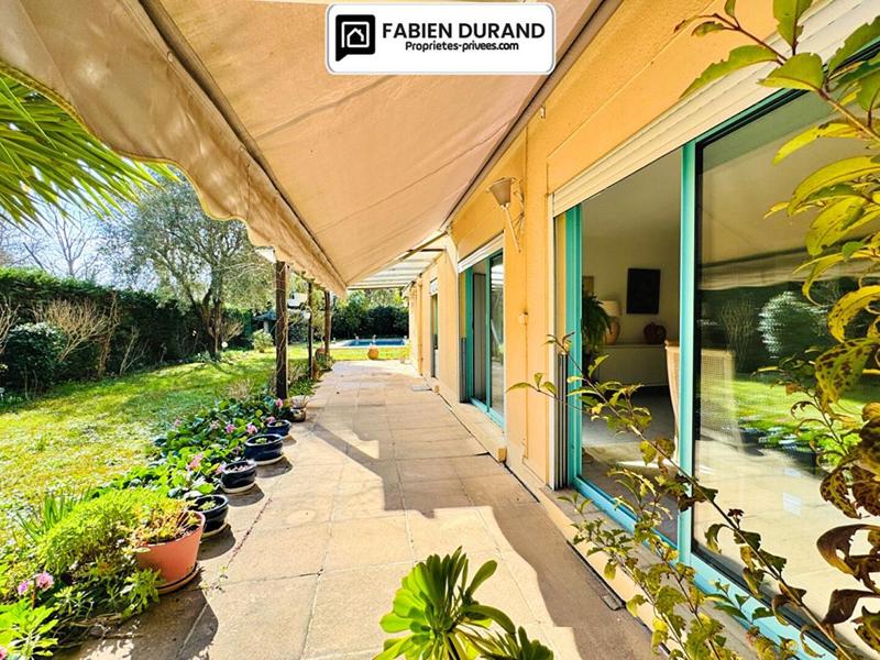 Appartement - 90 m² - 3 pièces