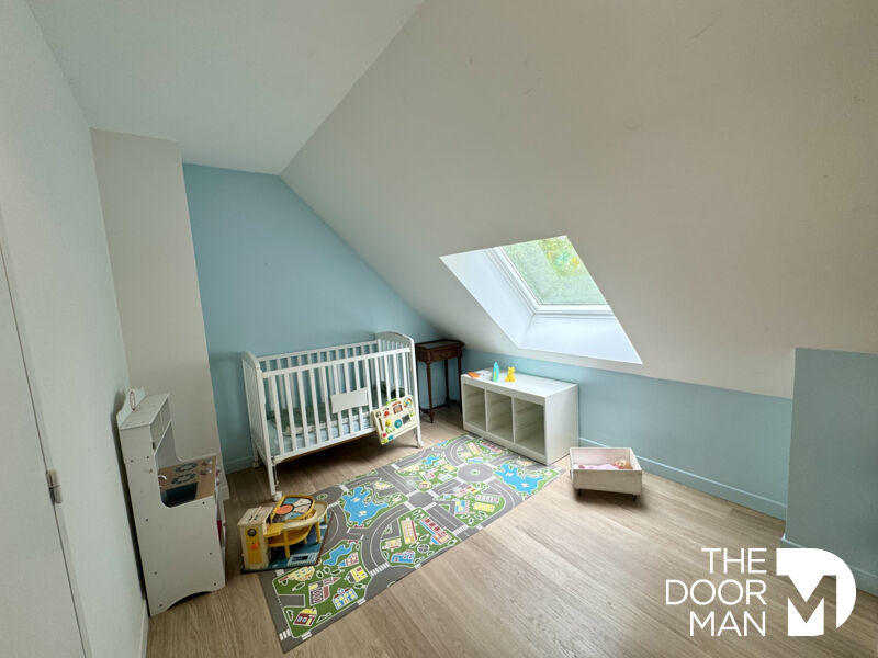 Demeure - 264 m² - 7 pièces