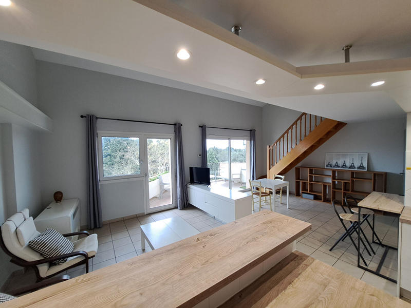 Appartement - 75 m² - 3 pièces