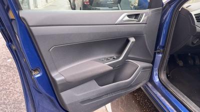 Volkswagen Polo VI 1.0 Tsi 110 R-Line