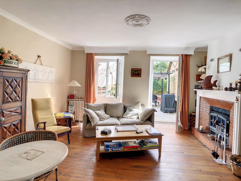 Viager - Villa - 157 m² - 5 pièces