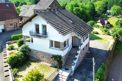Maison - 123 m² - 6 pièces