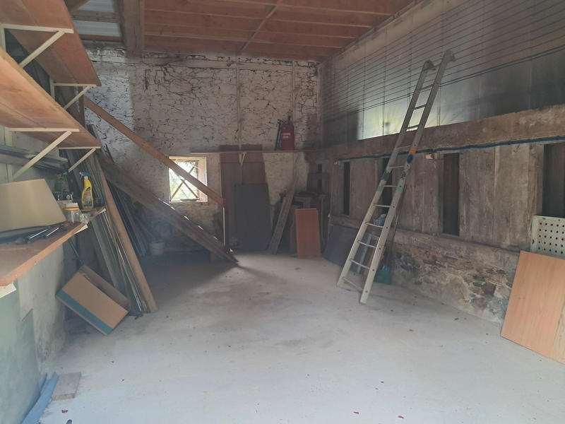 Maison - 240 m² - 5 pièces