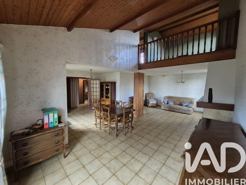 Maison - 122 m² - 5 pièces