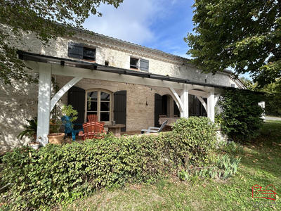 Maison - 191 m² - 7 pièces