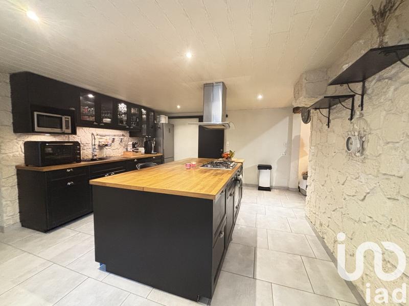 Maison - 313 m² - 6 pièces