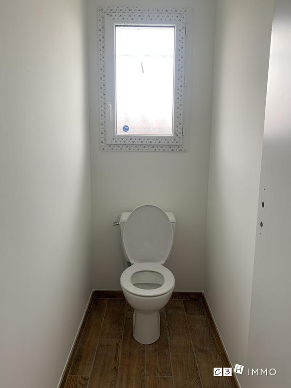 Maison - 93 m² - 4 pièces