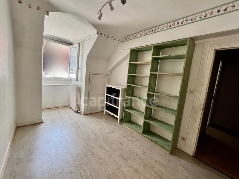 Maison de ville - 180 m² - 8 pièces