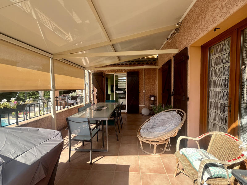 Villa - 164 m² - 5 pièces
