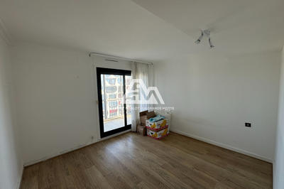 Appartement - 68 m² - 2 pièces