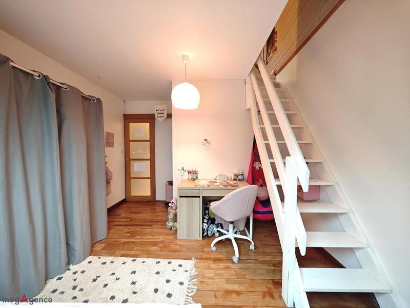 Maison - 138 m² - 6 pièces