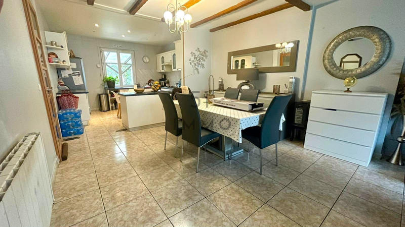 Maison - 102 m² - 4 pièces