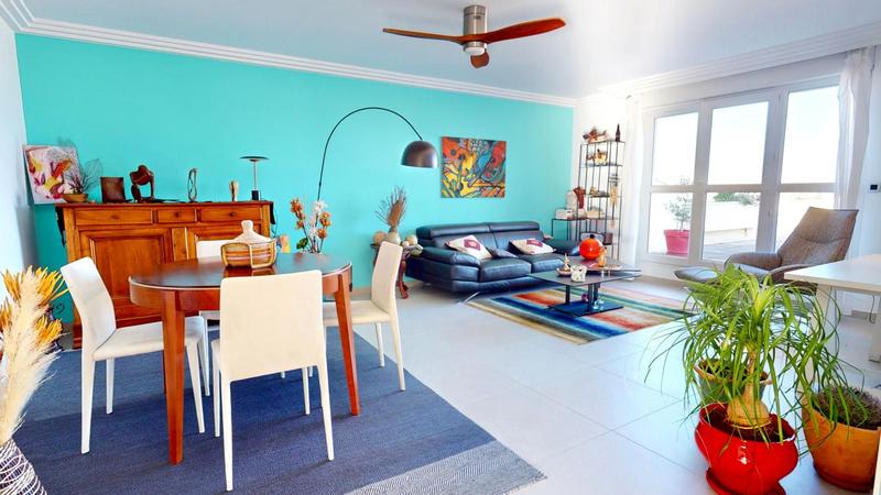 Penthouse - 87 m² - 3 pièces