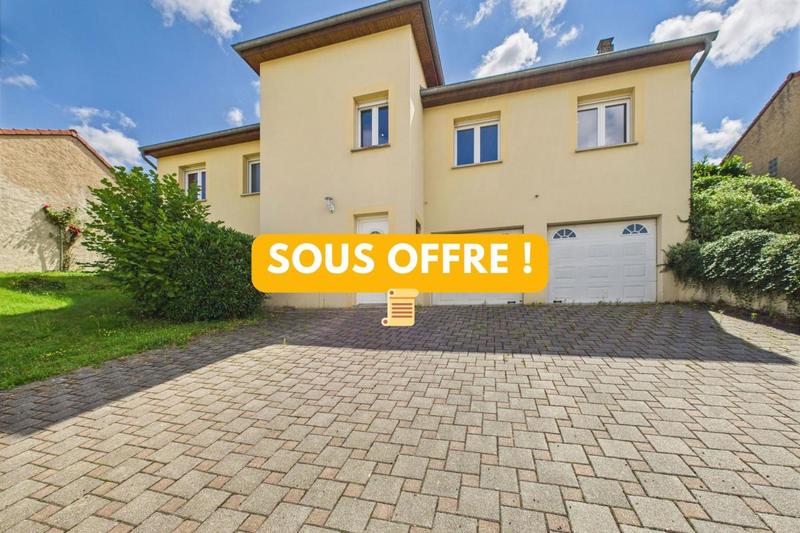 Maison - 180 m² - 9 pièces