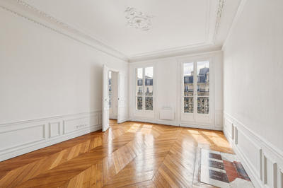 Appartement - 81 m² - 3 pièces