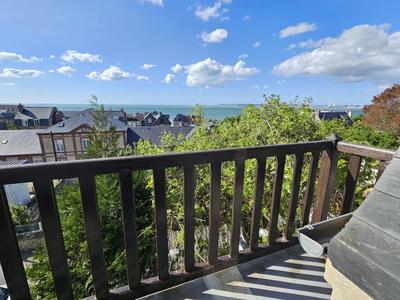 Maison - 84 m² - 5 pièces