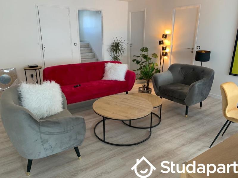 Chambre - 14 m² - 1 pièce